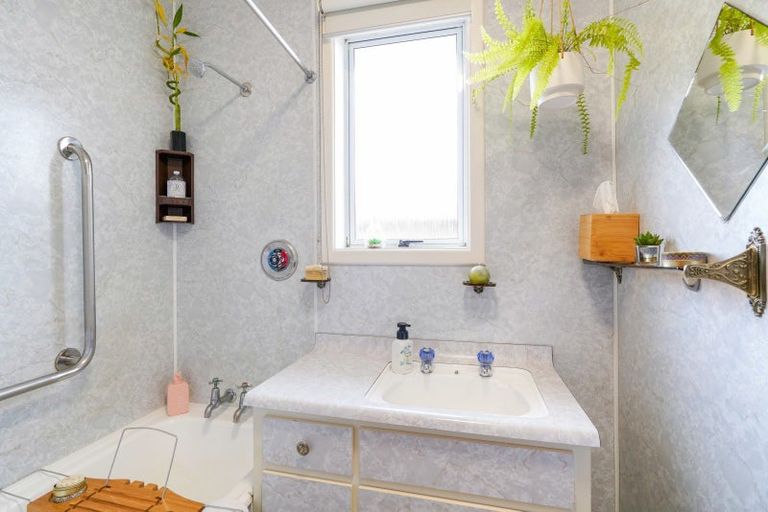 Photo of property in 170 Harvey Street, Grasmere, Invercargill, 9810