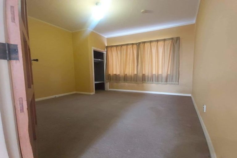 Photo of property in 12 Rowe Place, Burwood, Christchurch, 8061