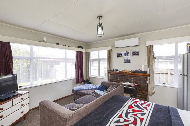 Photo of property in 5 Kipling Street, Roslyn, Palmerston North, 4414