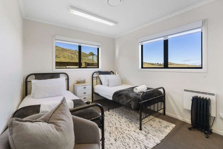 Photo of property in 20 Katelyn Place, Kinloch, Taupo, 3385