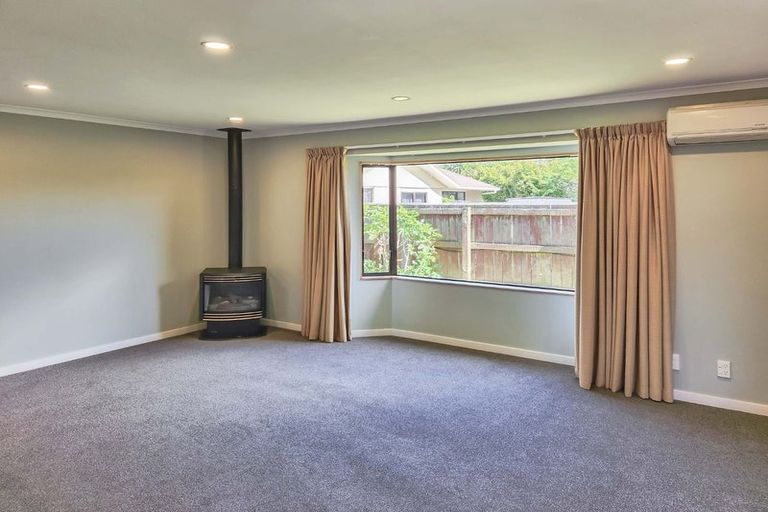 Photo of property in 115 Waiwhetu Road, Waterloo, Lower Hutt, 5011