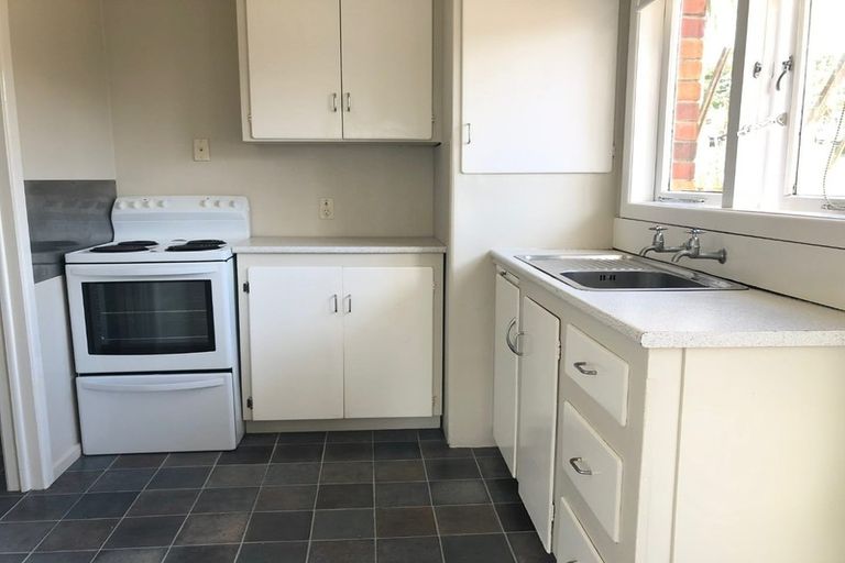 Photo of property in 2/12 Strong Street, St Johns, Auckland, 1072