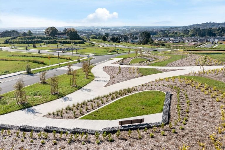 Photo of property in 10 Alluvial Street, Flat Bush, Auckland, 2019