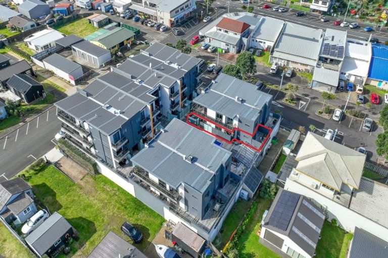 Photo of property in 1/105h Aickin Road, Whangamata, 3620