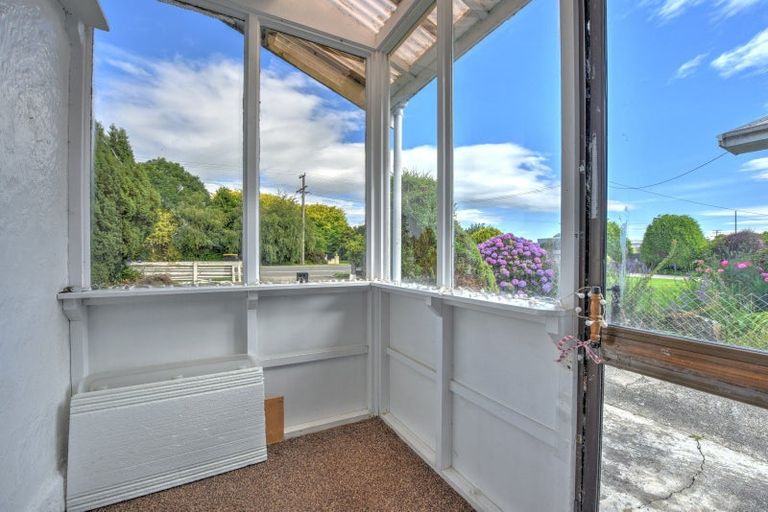 Photo of property in 129 Seaward Road, Edendale, 9825