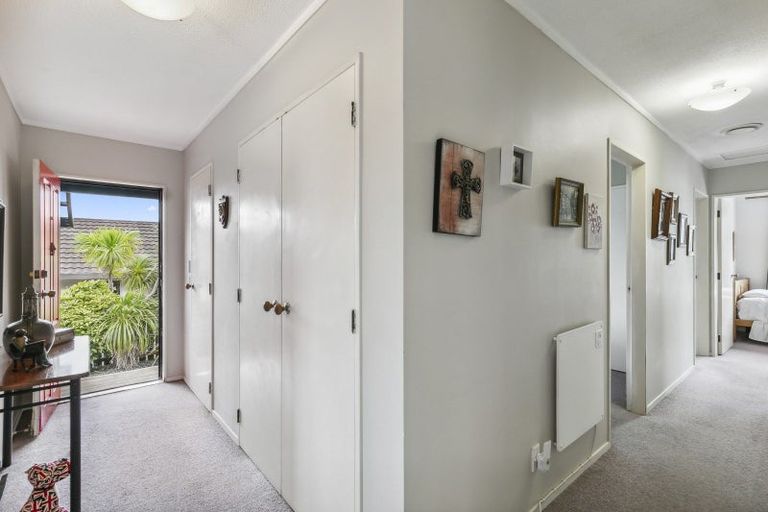 Photo of property in 106b Montgomery Avenue, Karori, Wellington, 6012