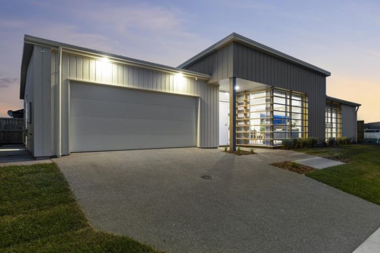 Photo of property in 30 Te Wharo Drive, Papamoa, 3118