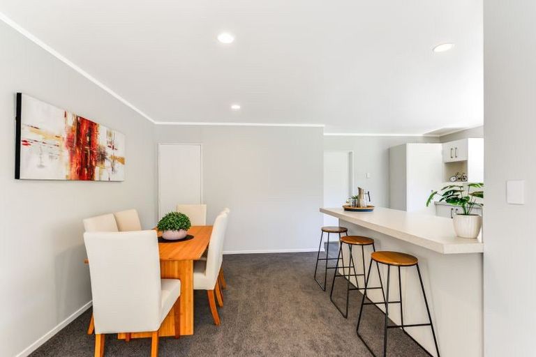 Photo of property in 215 Grandview Road, Grandview Heights, Hamilton, 3200