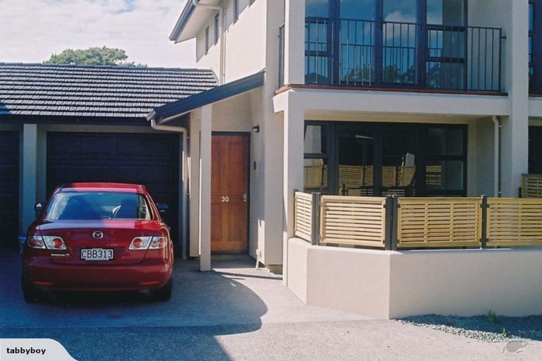 Photo of property in 30/8 Landscape Road, Papatoetoe, Auckland, 2025