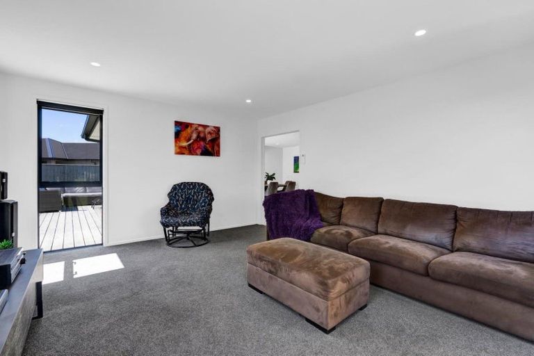 Photo of property in 44 Aratapu Street, Waitara, 4320