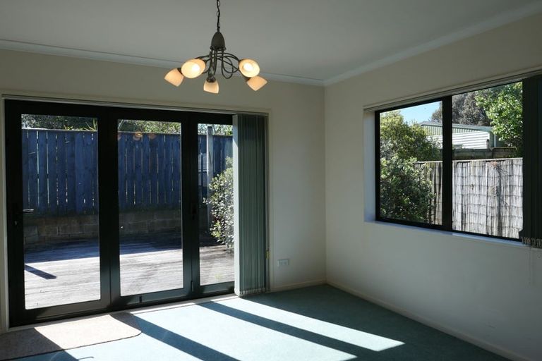 Photo of property in 15b Walton Road, Paraparaumu Beach, Paraparaumu, 5032