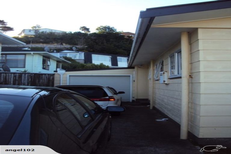 Photo of property in 1 Kerr Grove, Johnsonville, Wellington, 6037