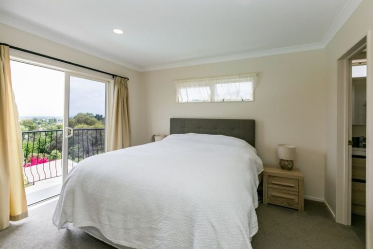 Photo of property in 83 Hikanui Drive, Havelock North, 4130
