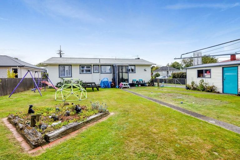 Photo of property in 99 Hathaway Street, Stratford, 4332