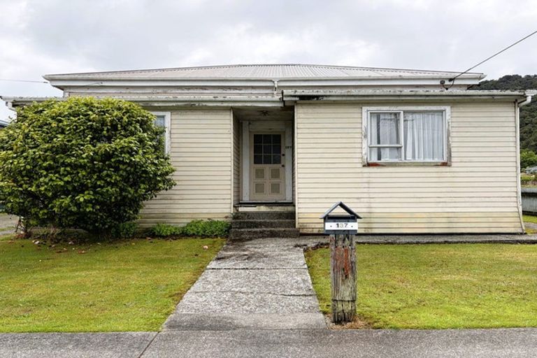 Photo of property in 137 Ward Street, Cobden, Greymouth, 7802