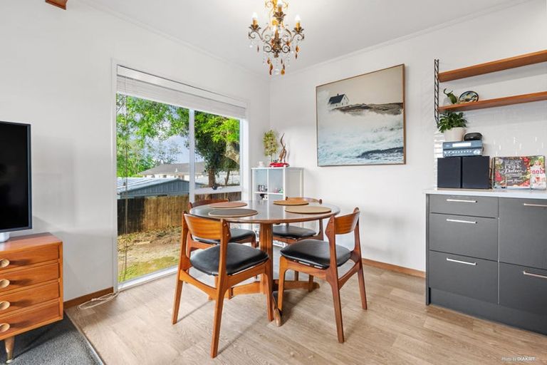 Photo of property in 16 Urlich Drive, Ranui, Auckland, 0612