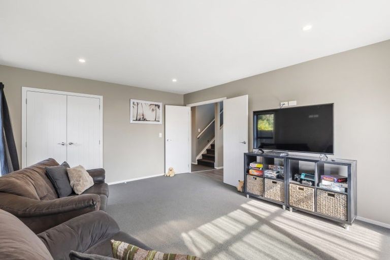 Photo of property in 11a Fernaig Street, Papakura, 2110