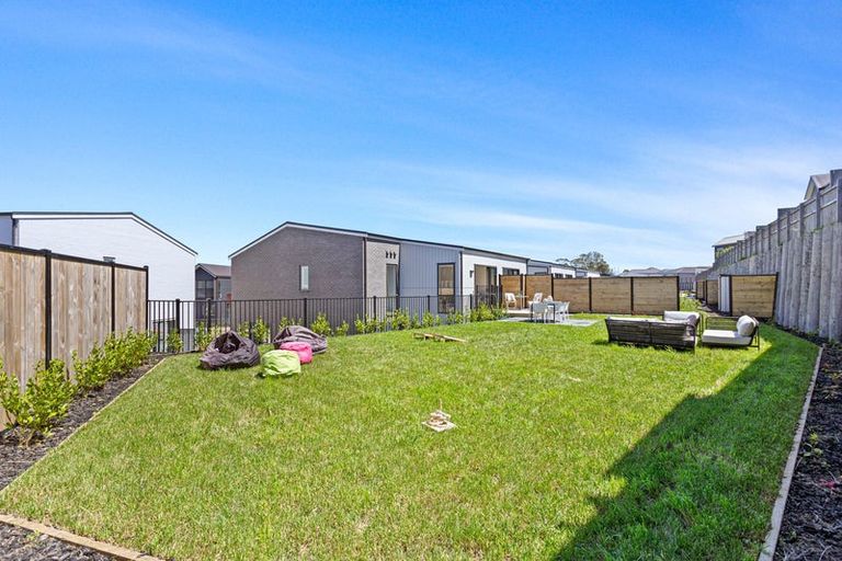Photo of property in 31 Roundel Crescent, Whenuapai, Auckland, 0618