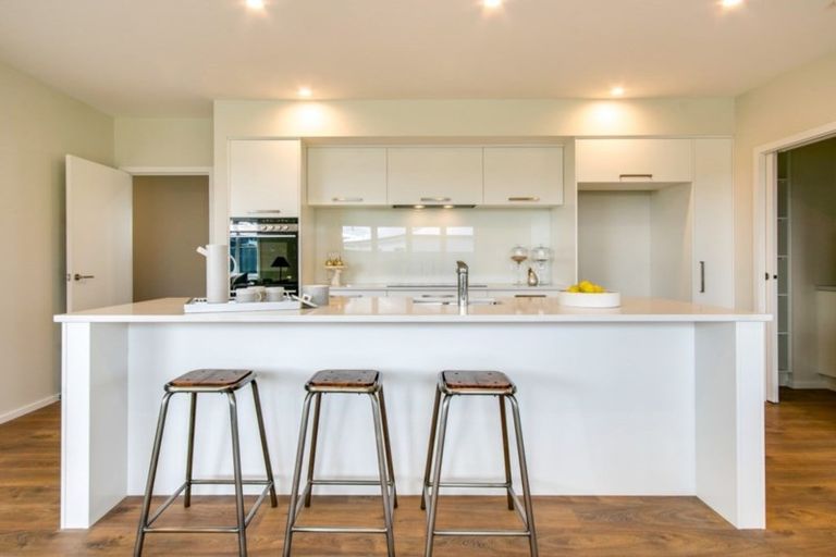 Photo of property in 14 Ruahine Road, Poraiti, Napier, 4112