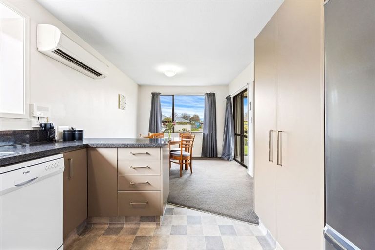 Photo of property in 2/24 Kingrove Street, Bishopdale, Christchurch, 8053