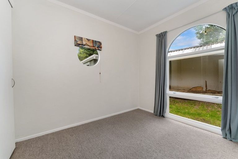 Photo of property in 76 Leinster Avenue, Raumati South, Paraparaumu, 5032