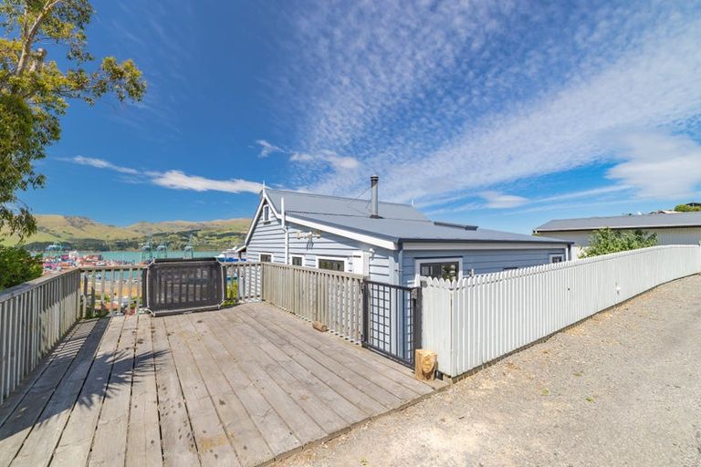 Photo of property in 24 Jacksons Road, Lyttelton, 8082