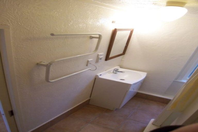 Photo of property in 327 Adelaide Road, Newtown, Wellington, 6021