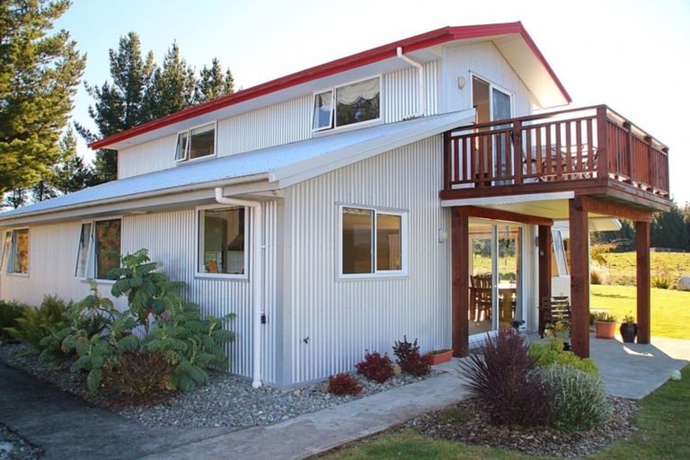 Photo of property in 1059 Hillside Manapouri Road, Manapouri, Te Anau, 9679