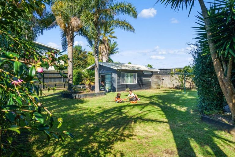 Photo of property in 570b Papamoa Beach Road, Papamoa Beach, Papamoa, 3118