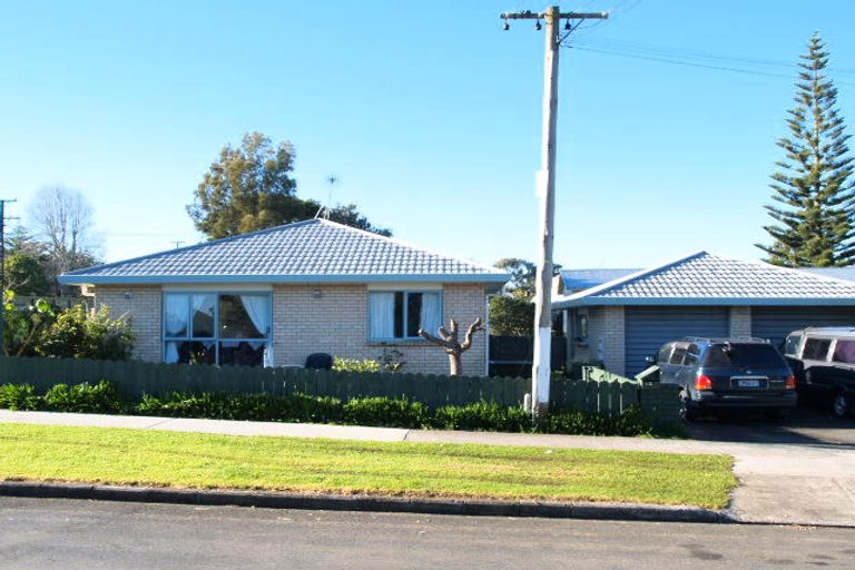 Photo of property in 2/22 Calvert Avenue, Mangere East, Auckland, 2024