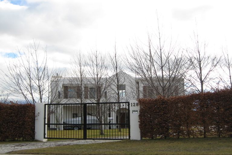 Photo of property in 128 Hunter Crescent, Wanaka, 9305