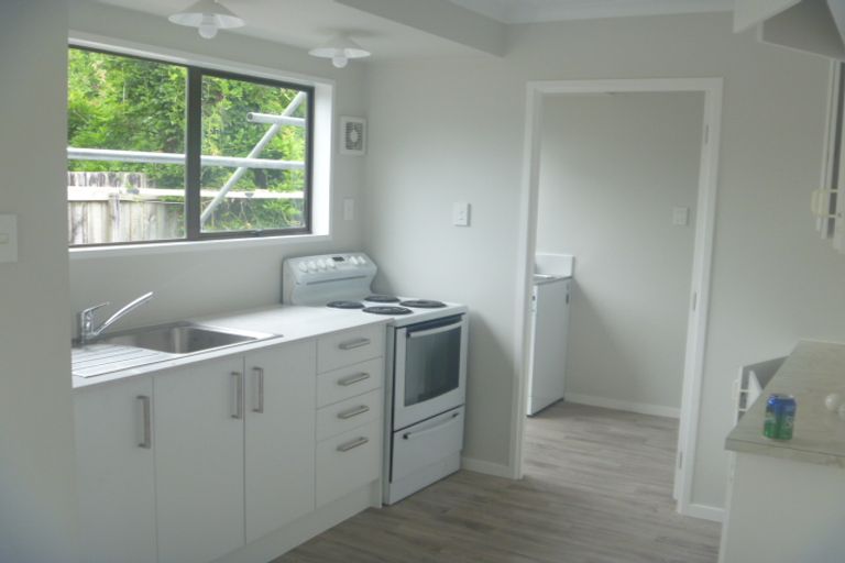 Photo of property in 2/2 Walter Strevens Drive, Conifer Grove, Takanini, 2112