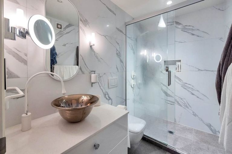 Photo of property in 48 Gladstone Road, Parnell, Auckland, 1052