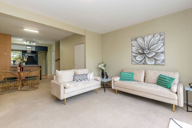 Photo of property in 10 Haven Drive, East Tamaki, Auckland, 2013