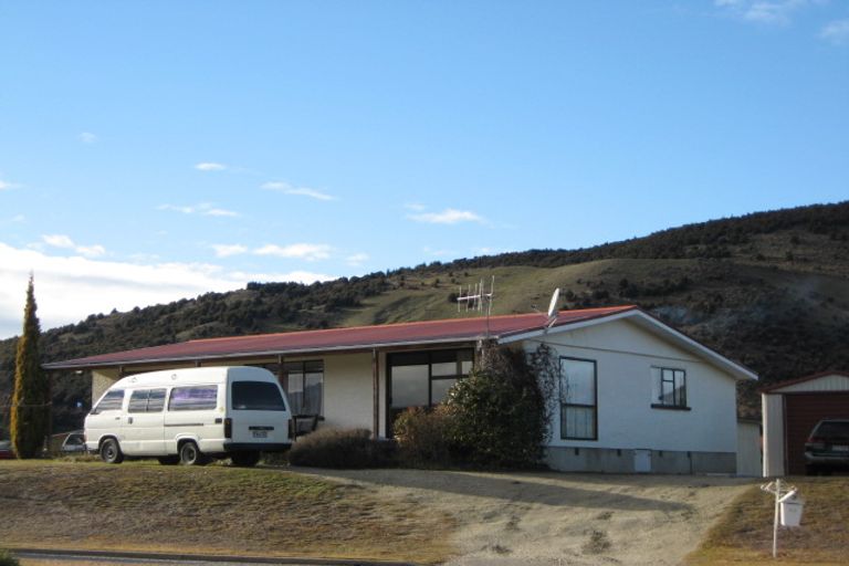 Photo of property in 50 Mount Iron Drive, Wanaka, 9305