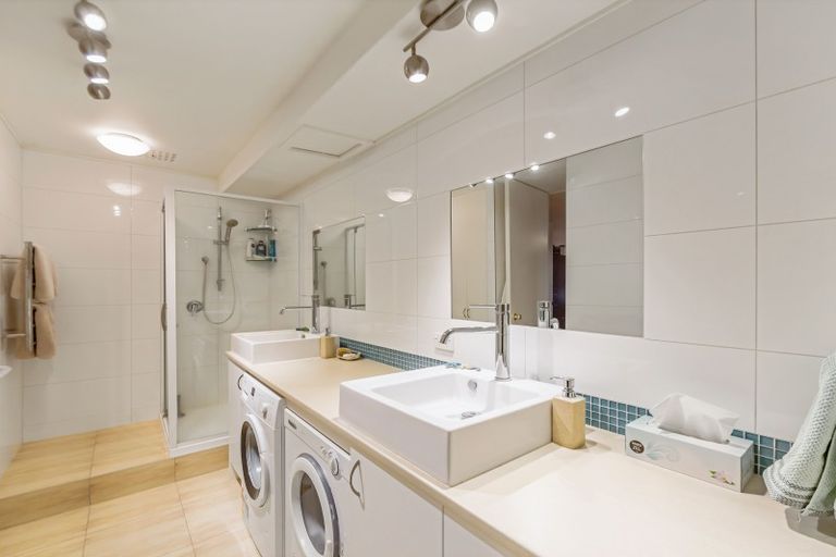 Photo of property in 24/34 Waiwera Place, Waiwera, Orewa, 0994