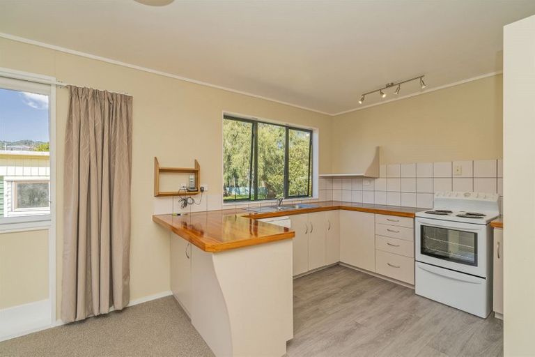 Photo of property in 92 Catherine Crescent, Whitianga, 3510