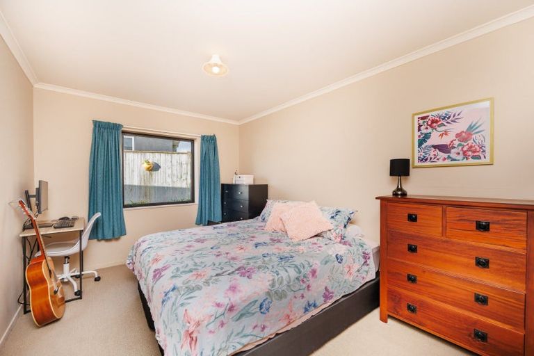 Photo of property in 23 Woodgate Court, Fitzherbert, Palmerston North, 4410