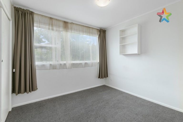 Photo of property in 83 Bird Grove, Stokes Valley, Lower Hutt, 5019