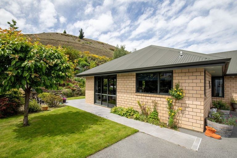 Photo of property in 5 Attfield Close, Clyde, 9330