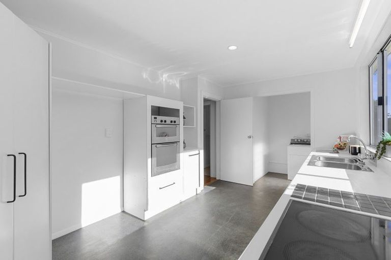 Photo of property in 18 Miro Street, Trentham, Upper Hutt, 5018