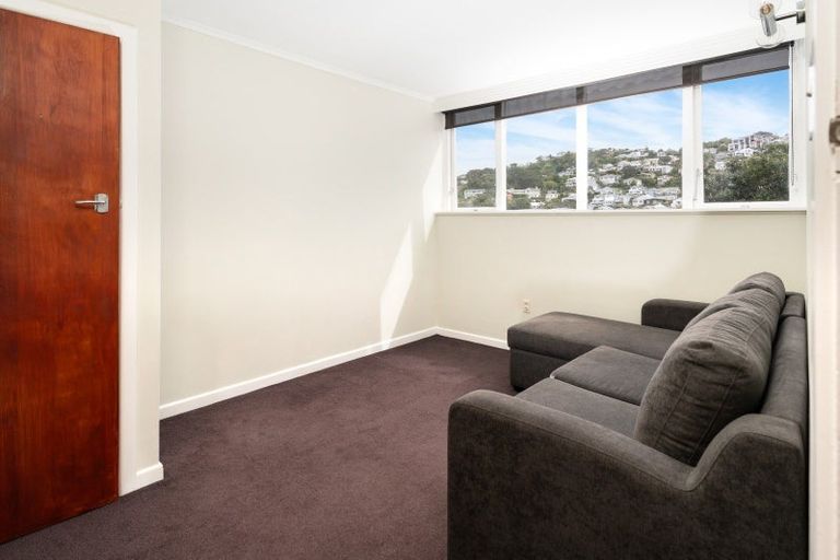 Photo of property in Harbour View Apartments, 147 Ohiro Road, Brooklyn, Wellington, 6021
