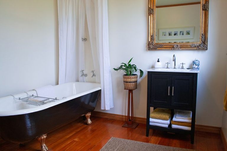 Photo of property in 300 Thorpe-orinoco Road, Ngatimoti, Motueka, 7196