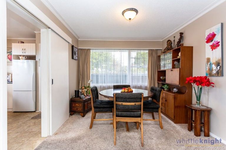 Photo of property in 11 Straven Road, Riccarton, Christchurch, 8011