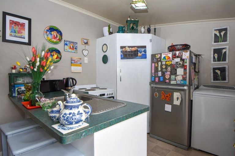 Photo of property in 214 High Street South, Carterton, 5713