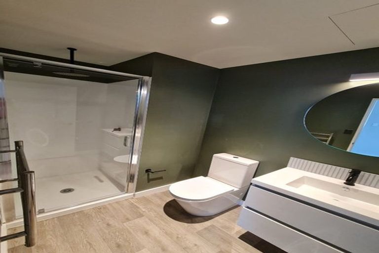 Photo of property in Unit 201,l2, 201/14 Laings Road, Hutt Central, Lower Hutt, 5010