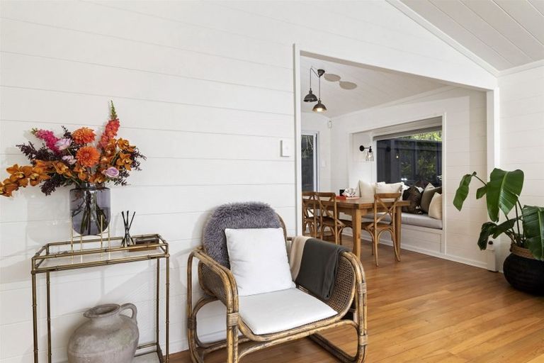 Photo of property in 1/79 Park Rise, Campbells Bay, Auckland, 0630