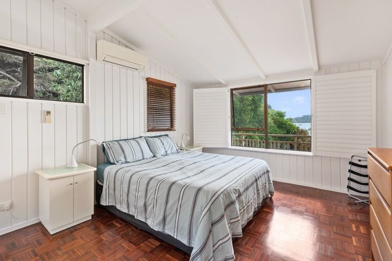 Photo of property in 39 Opahi Bay Road, Mahurangi West, Warkworth, 0983