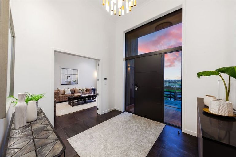 Photo of property in 3 Ridgelea Road, Long Bay, Albany, 0792