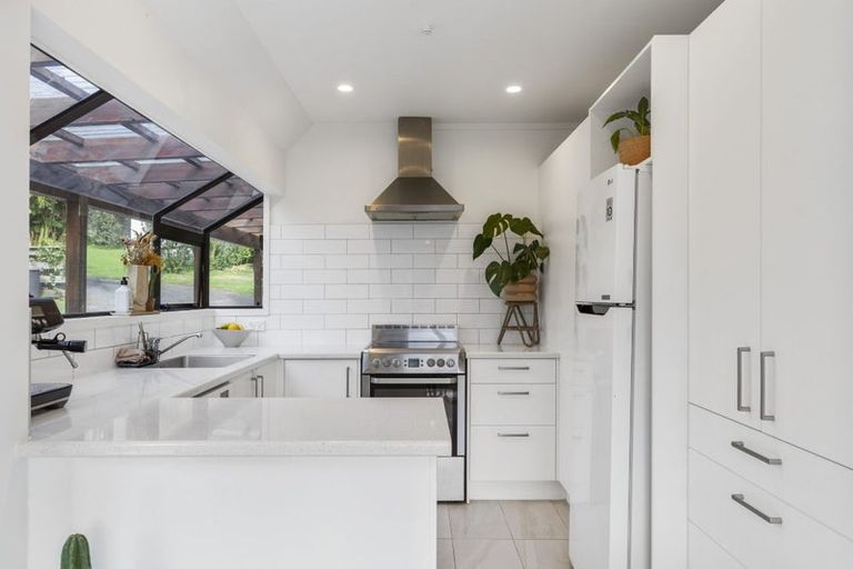 Photo of property in 115 Onemana Drive, Onemana, Whangamata, 3691